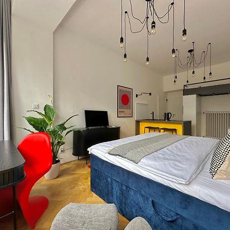Botanique Rooms With Sauna By Homester Brno Exteriör bild