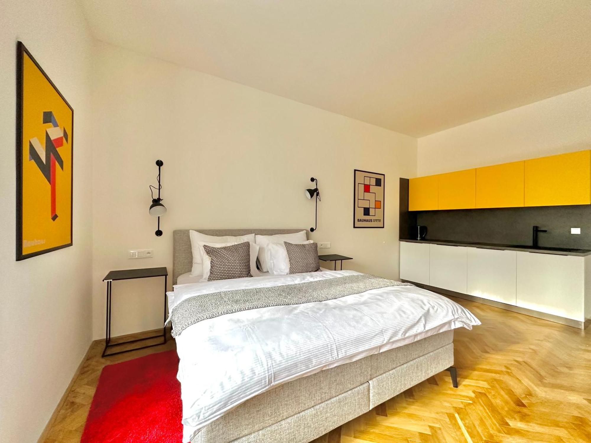 Botanique Rooms With Sauna By Homester Brno Exteriör bild